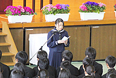 graduation17030107.jpg